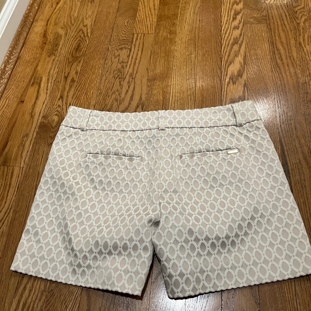 WHBM Shorts - Picture 2 of 5